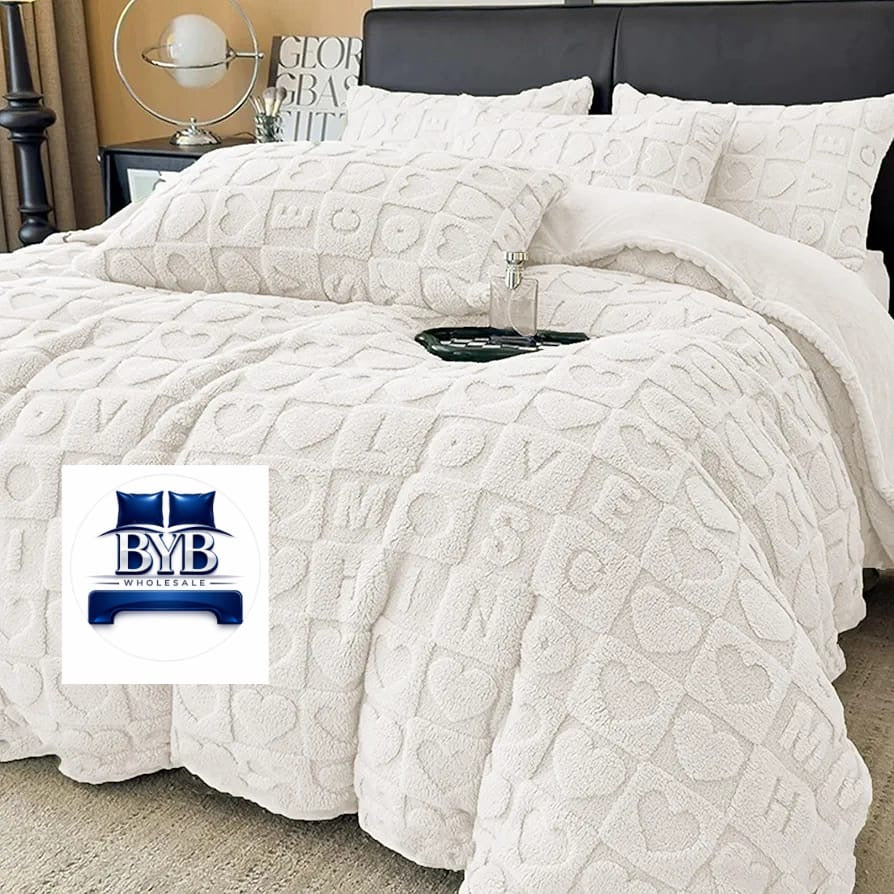 5piece Heart embossed comforter