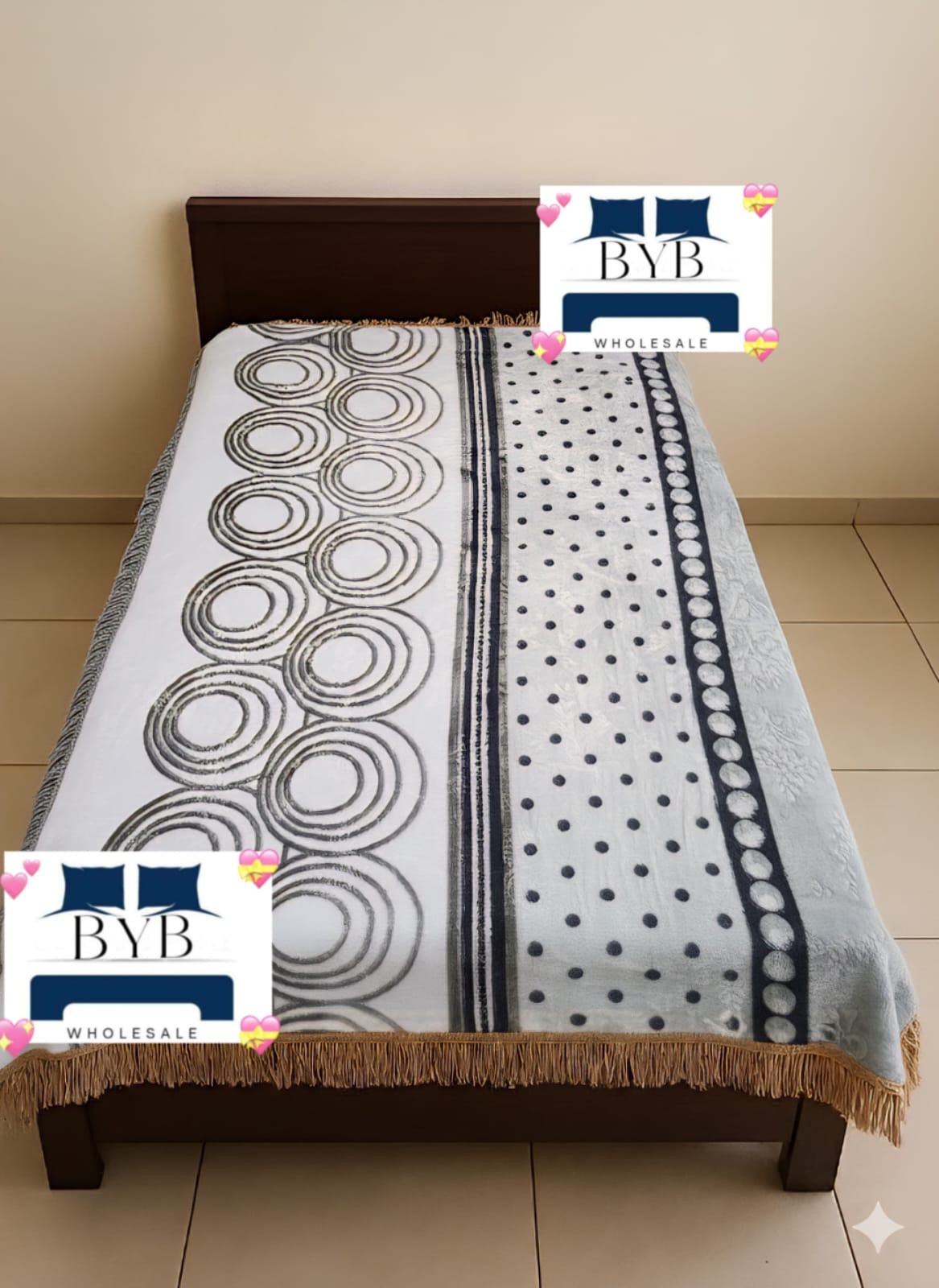 Chaly Blankets