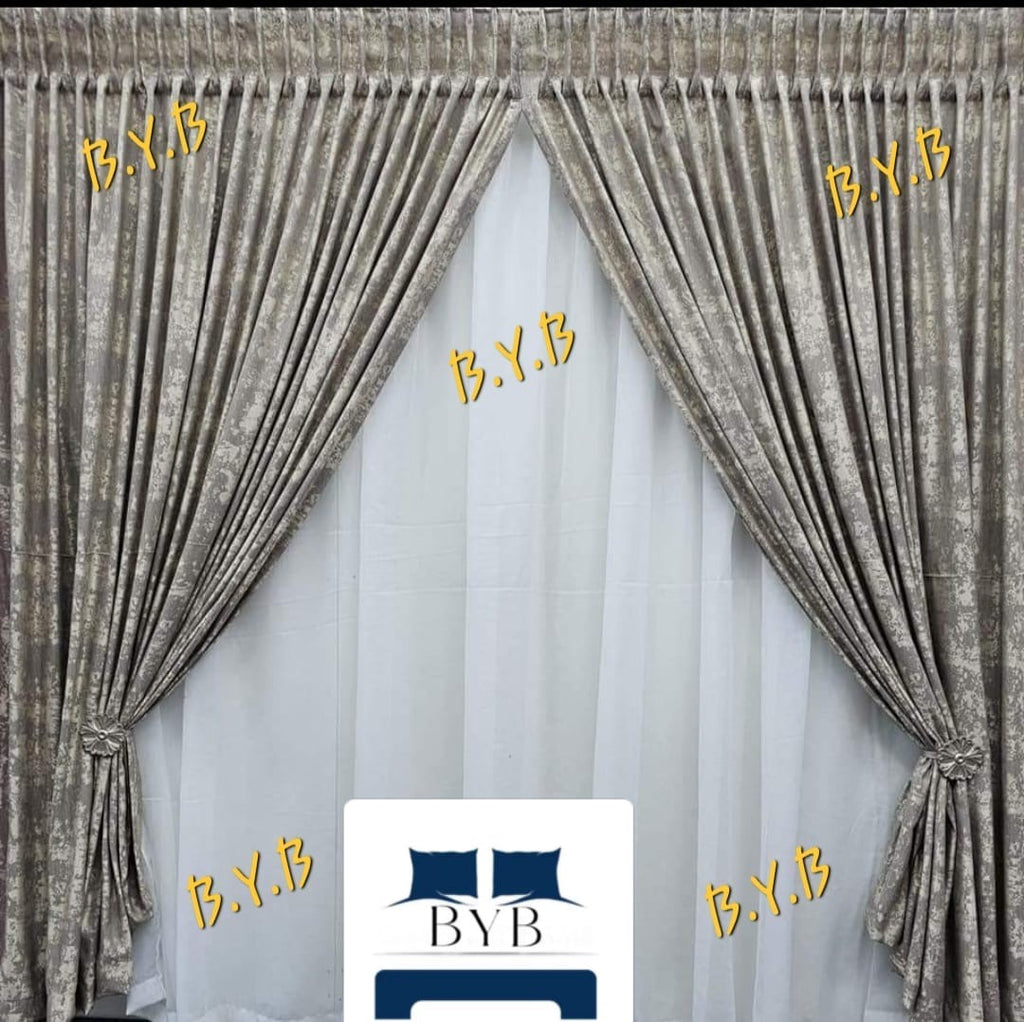 Curtain with Plain Lace