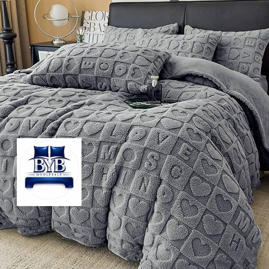5piece Heart embossed comforter