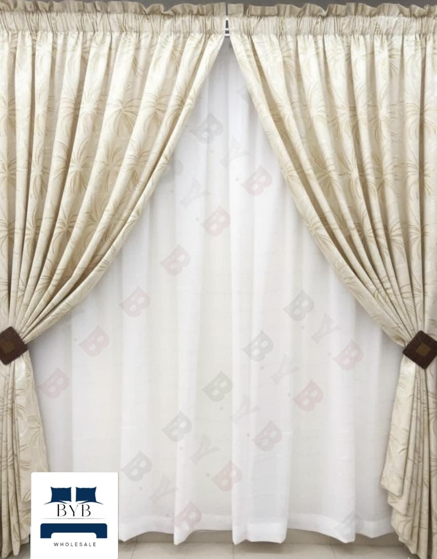 Curtain with Plain Lace